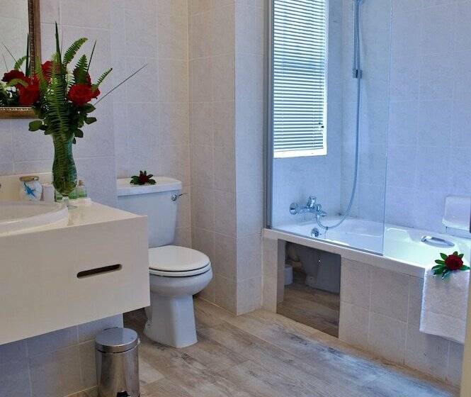 Quarto deluxe, Cedarwoods Of Sandton