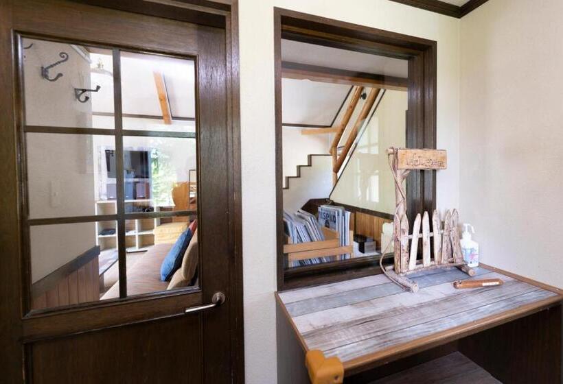 Дом 1 Спальня, Country Inn Milky House