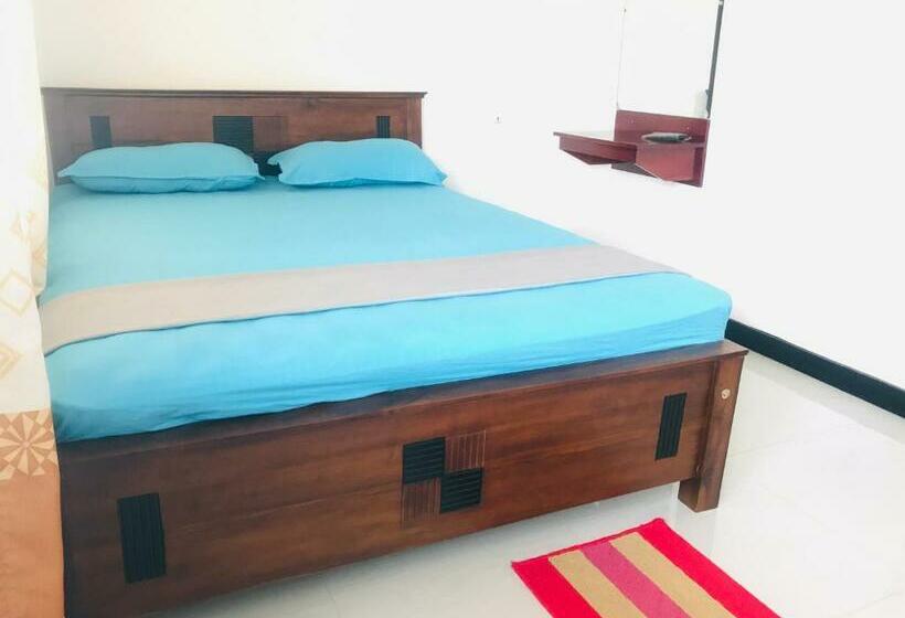 Номер Deluxe, Ganthera Kataragama