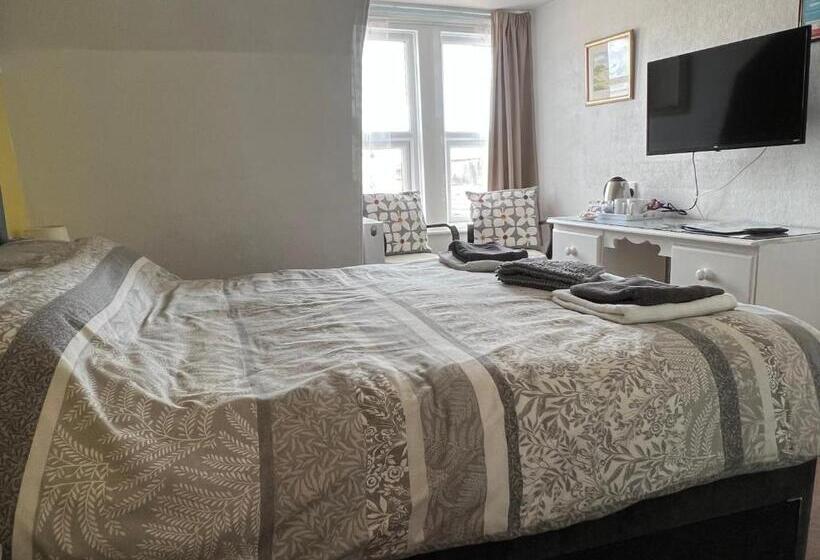 اتاق لوکس, B&b Near The Sea