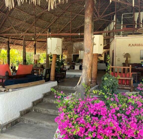 اتاق لوکس, Lions  Luxury Eco Resort & Spa