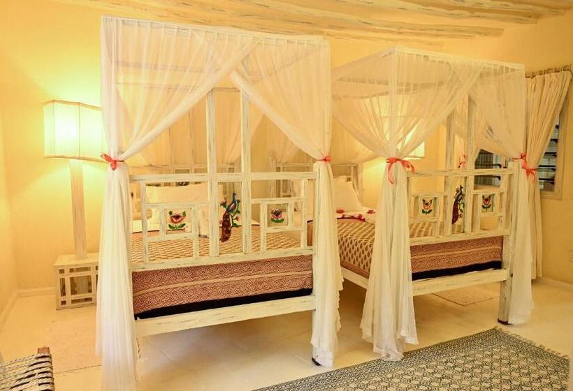 اتاق لوکس, Lions  Luxury Eco Resort & Spa