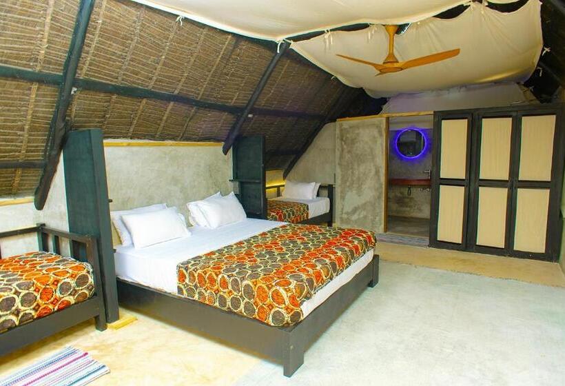 اتاق لوکس خانوادگی, Lions  Luxury Eco Resort & Spa