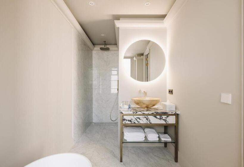 Quarto Executivo Vista Jardim, 717