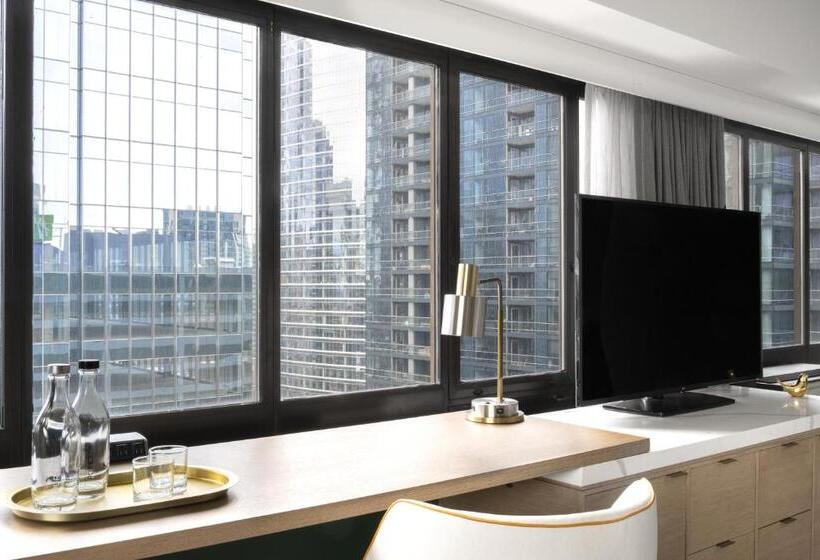 חדר סטנדרט עם מיטת קינג, Voco Chicago Downtown, An Ihg