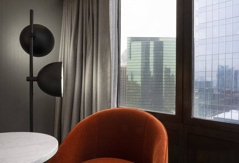 חדר סטנדרט מותאם לאדם עם מוגבלויות, Voco Chicago Downtown, An Ihg