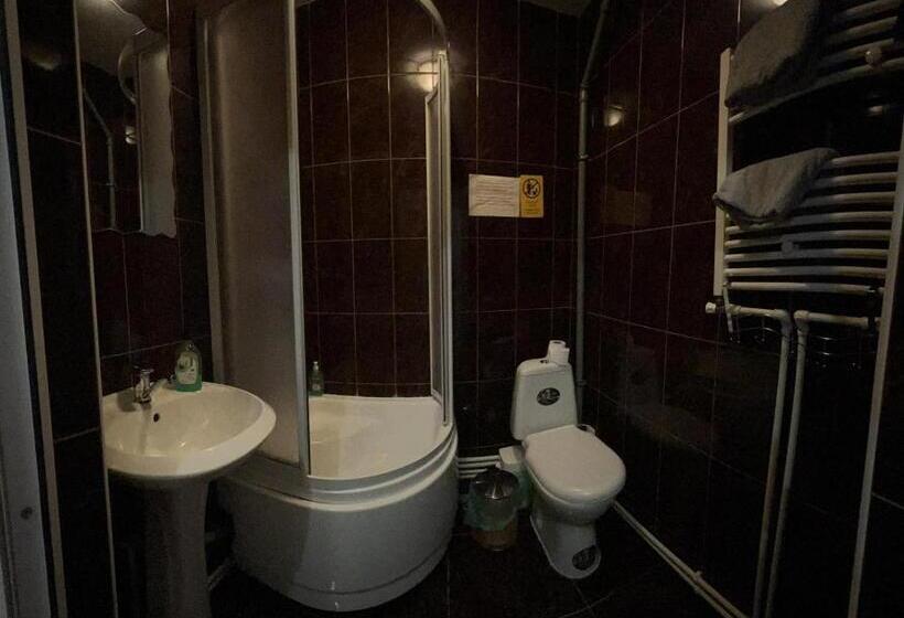 اتاق استاندارد, Golden Rose Room