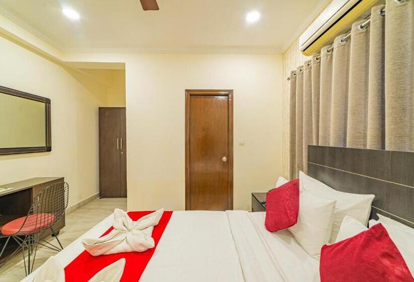 Quarto Estandar, Athome, Whitefields, Kondapur