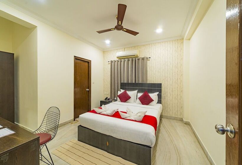 Quarto Estandar, Athome, Whitefields, Kondapur