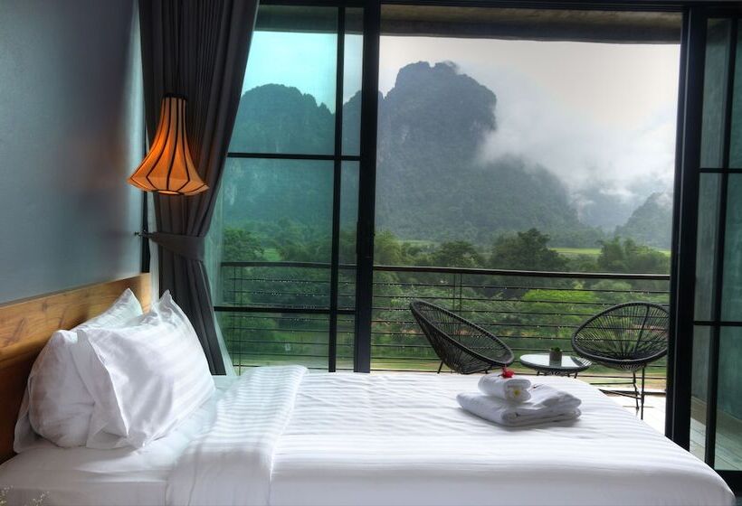 デラックスルーム, Inthira Vang Vieng