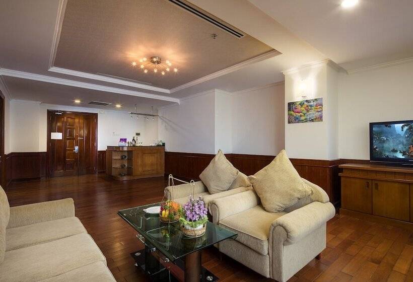 سوییت جونیور با چشم‌انداز دریا, Ttc Hotel Phan Thiet