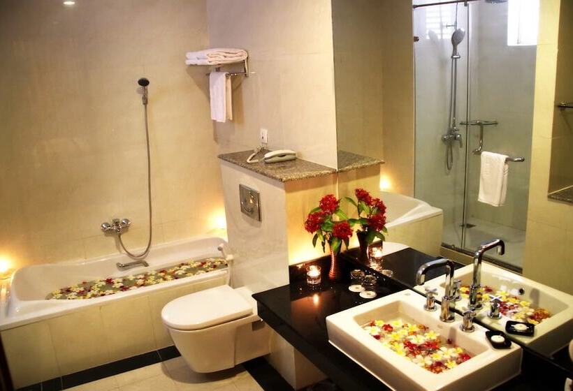 اتاق لوکس با چشم‌انداز دریا, Ttc Hotel Phan Thiet