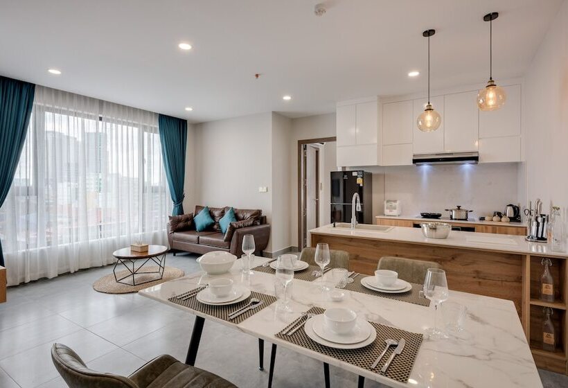 Апартаменты 2 Спальни с Балконом, Amata Residence