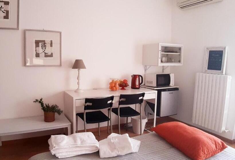 اتاق استاندارد, My B&b   Strada Vecchia Del Pinocchio 3/b