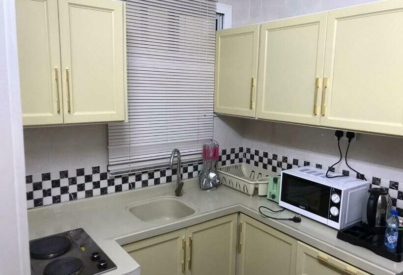 Апартаменты 2 Спальни, Quel Serviced Units
