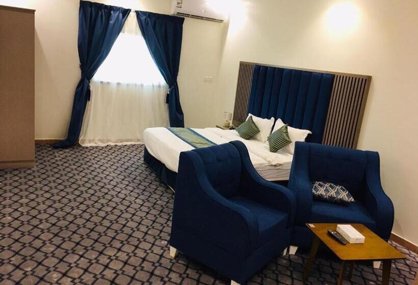 Студия Стандарт, Quel Serviced Units