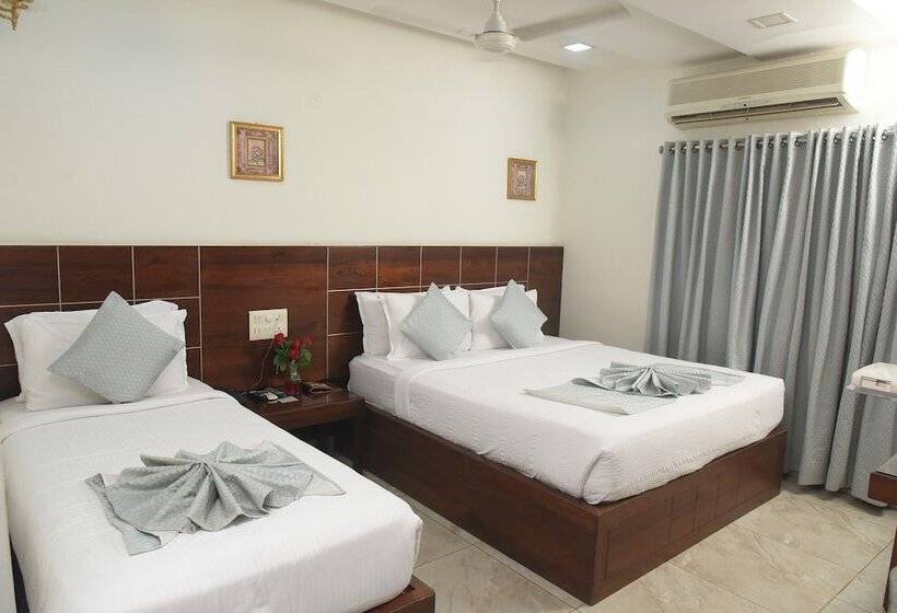 Номер Премиум, Annapoorna Residency