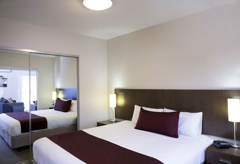침실 3개 아파트, Quest Shepparton