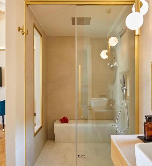 Люкс Кровать Кинг, Relais Forte Benedek Wine & Spa   Adults Only