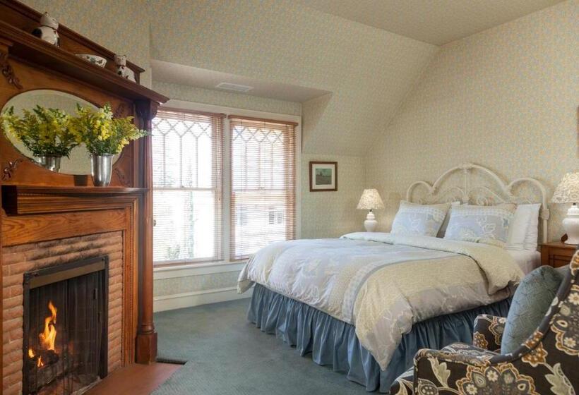 Номер Стандарт, Cheshire Cat Inn & Cottages