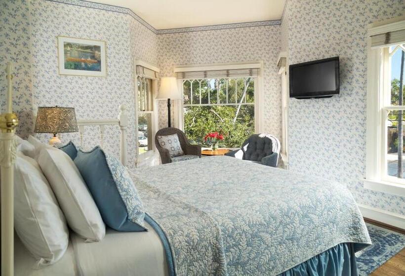 Номер Стандарт, Cheshire Cat Inn & Cottages