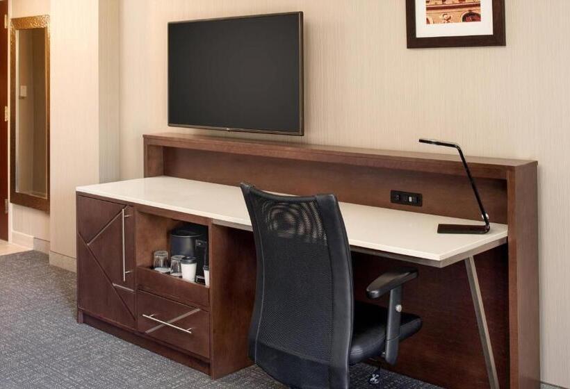 Стандартный Номер Кровать Кинг, Courtyard Seattle Seatac Area