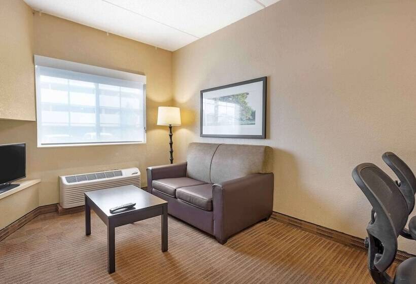 Люкс, Extended Stay America Suites  Secaucus  New York City Area
