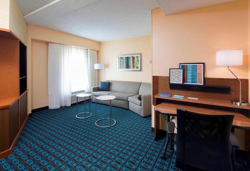 스위트 킹사이즈 침대, Fairfield Inn & Suites By Marriott Newark Liberty International Airport