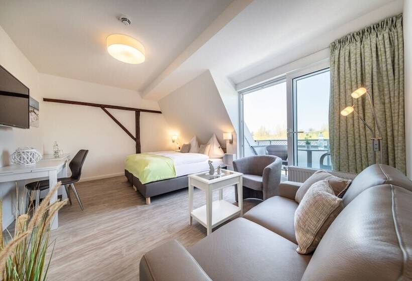 Апартаменты 1 Спальня, Hofhotel Krähenberg