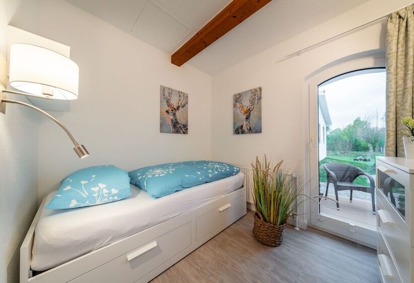 Апартаменты 1 Спальня, Hofhotel Krähenberg