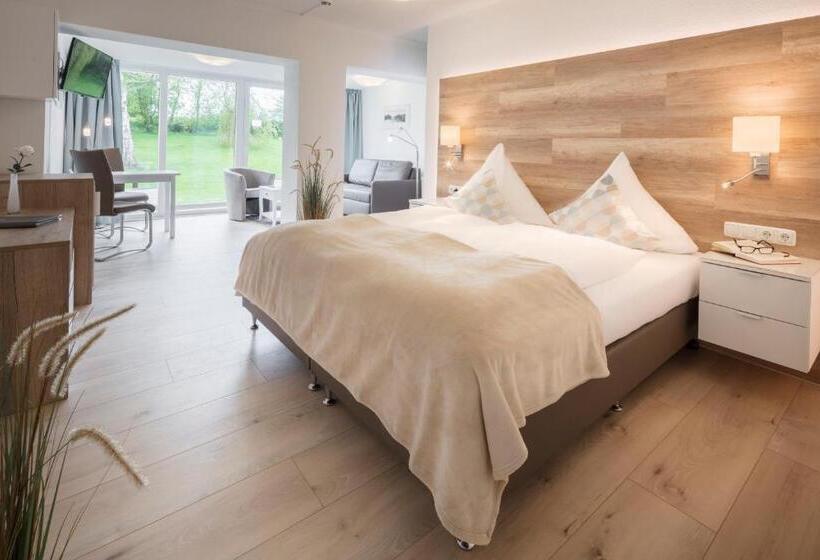 Полулюкс Вид на Сад, Hofhotel Krähenberg