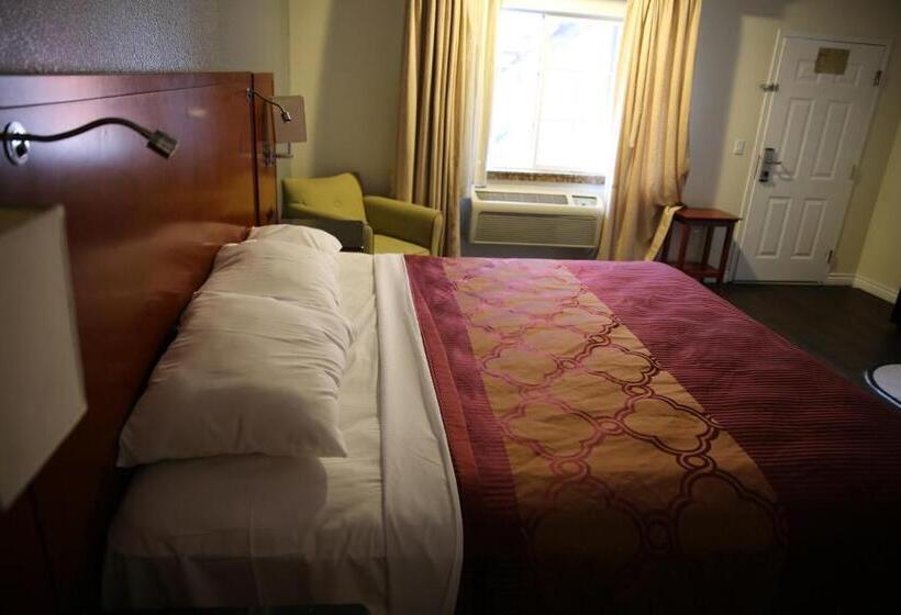 Стандартный Номер Кровать Кинг, Chateau Inn & Suites