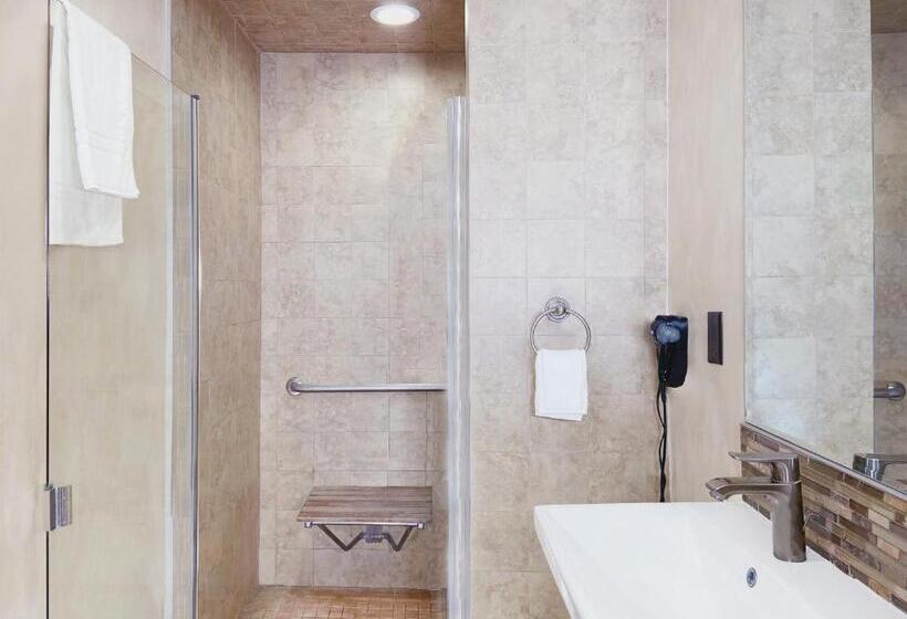 带2个双人床的标准工作室, Nite Inn At Universal City   Walking Distance To Universal Studios Hollywood
