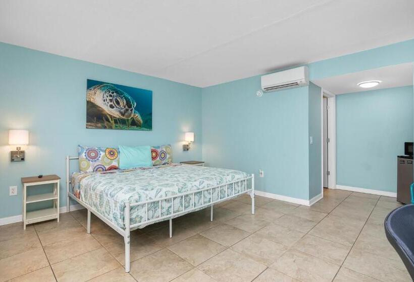 Стандартный Номер Кровать Кинг, Latitude 26 Waterfront Resort And Marina