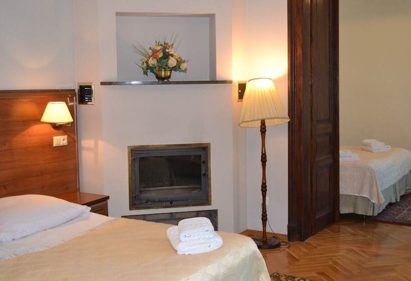 Четырехместный Номер Стандарт, Aparthotel Basztowa