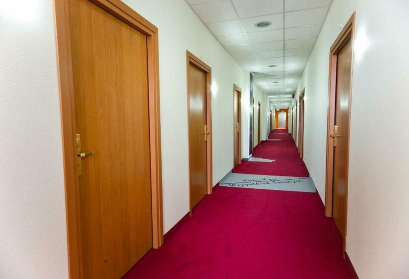 Standardeinzelzimmer, Malinowski Business
