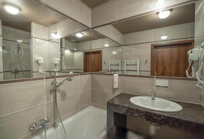 Апартаменты 1 Спальня, Jasek Premium Hotel Wrocław