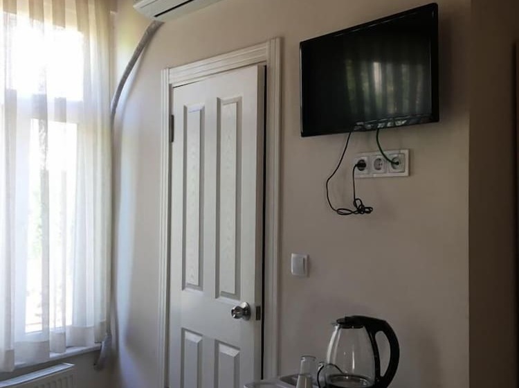 Superior Room, Piya Hostel