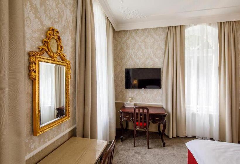 Quarto Superior com Terraço, Villa Basileia Riverside