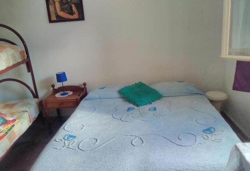 Семейный Номер, Room In Guest Room   Cozy Large Room For Five People