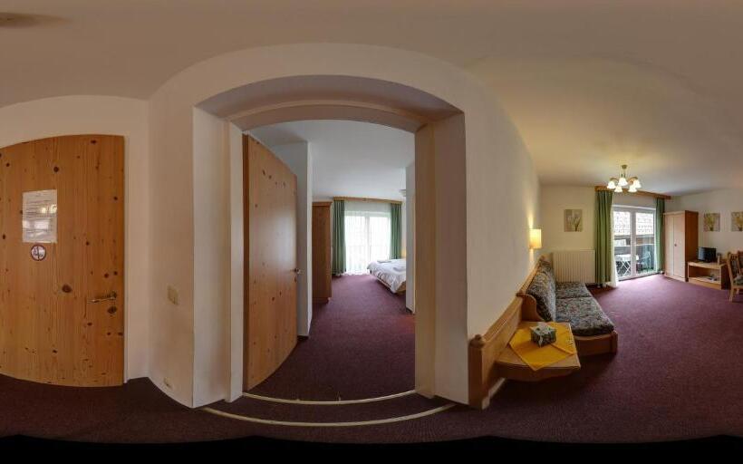 Апартаменты 1 Спальня с Видом, Apartment House Seerose
