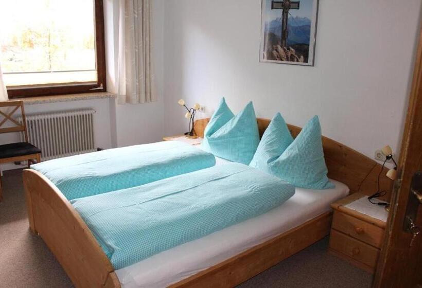 Номер Стандарт Вид на Горы, Lamplhof B&b