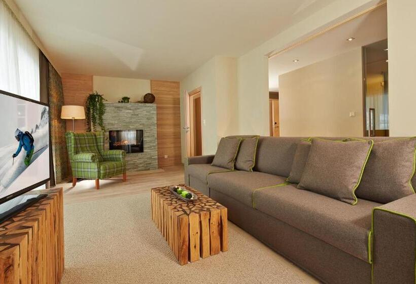 Люкс, Alpeinernature Resort Tirol