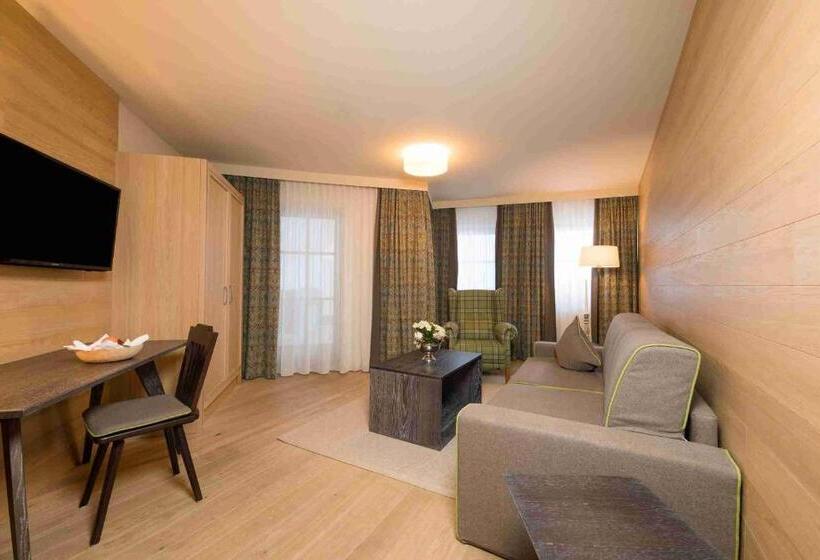 Люкс, Alpeinernature Resort Tirol