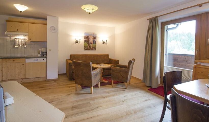 Апартаменты 1 Спальня с Балконом, Ferienappartements Landhof