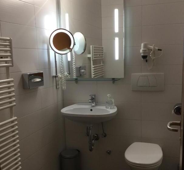 스탠다드 룸 호수 전망, Seehaus Kärnten Inn Mit Direktem Seezugang Und E Ladestation