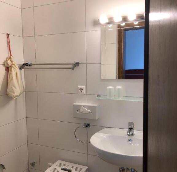 اتاق استاندارد با چشم‌انداز دریاچه, Seehaus Kärnten Inn Mit Direktem Seezugang Und E Ladestation