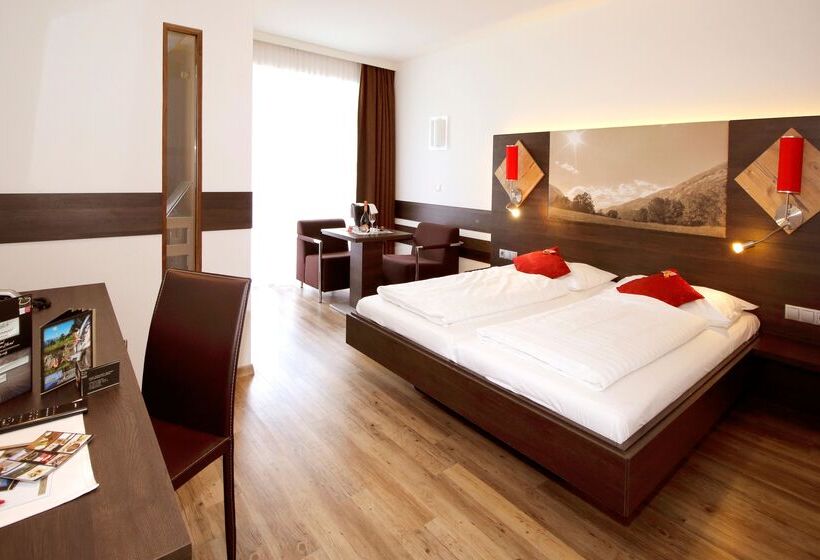 Люкс с Террасой, Zum Senner Suites Zillertal