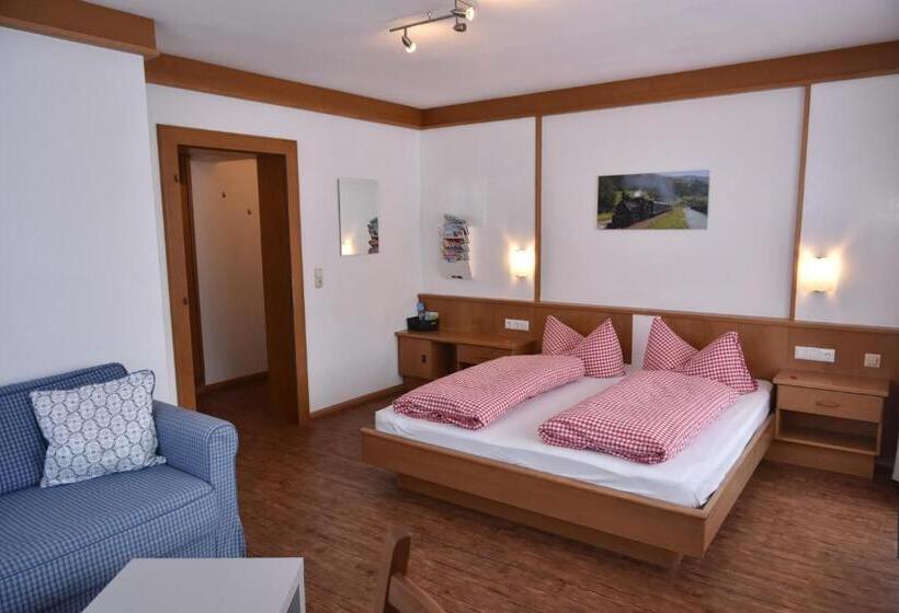 Номер Стандарт Трехместный, Alphotel Mittersill