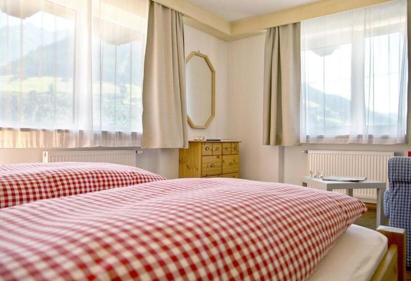 Номер Стандарт Трехместный, Alphotel Mittersill
